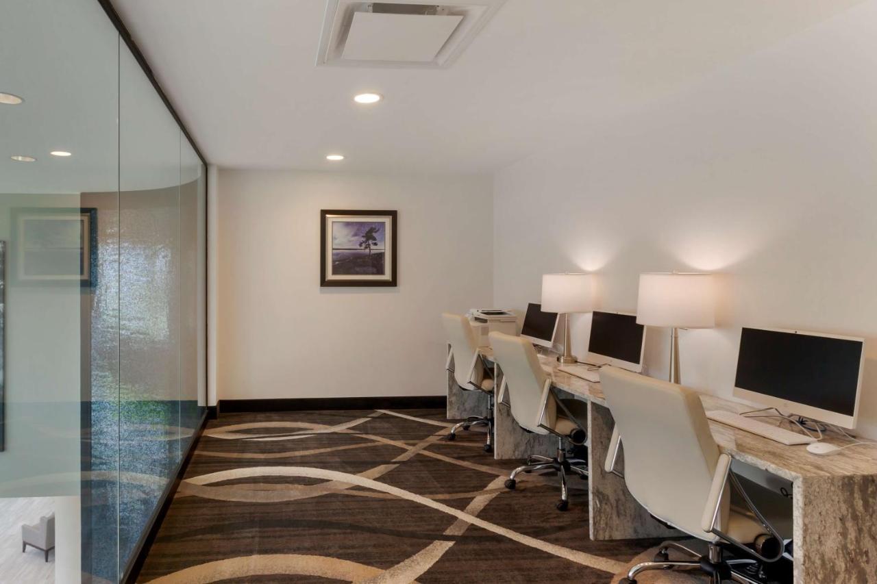 טימינס Best Western Premier Northwood Hotel מראה חיצוני תמונה